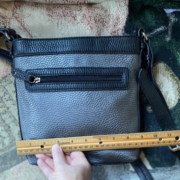 Chaps Black and Gray crossbody Bag - Picture 9 of 9